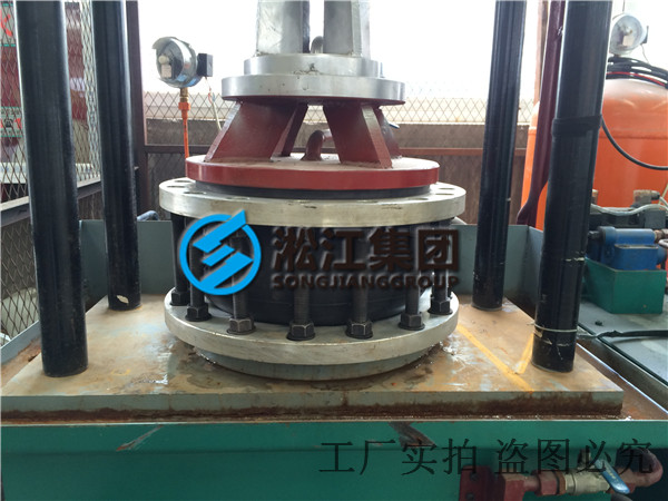 80-100℃熱水用橡膠軟接頭使用技巧