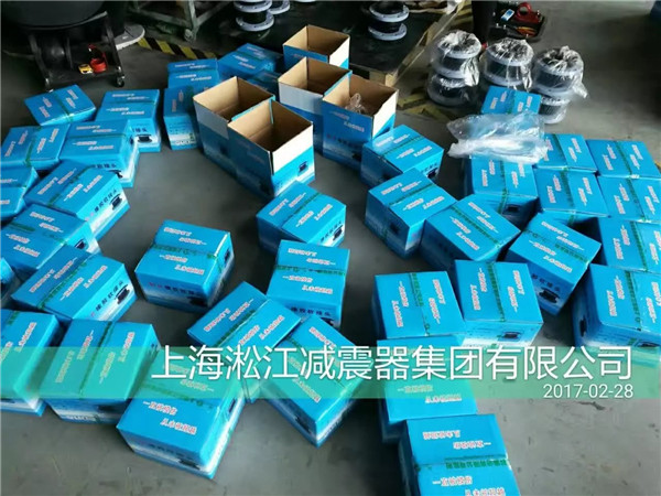 區(qū)分橡膠接頭質量材質好壞的兩種新手方法