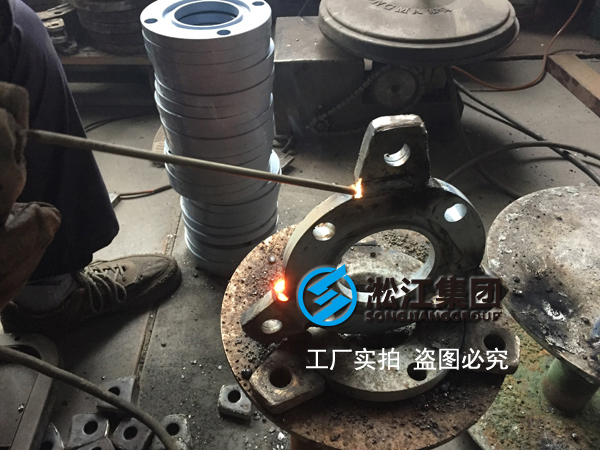 【淞江集團(tuán)】限位型橡膠接頭生產(chǎn)過(guò)程【實(shí)拍教程】