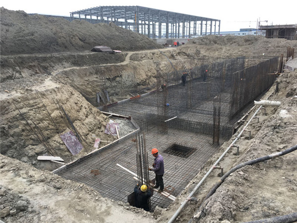 福建老客戶采購鋼廠連鑄震動(dòng)平臺(tái)配套橡膠軟連接，還想做代理