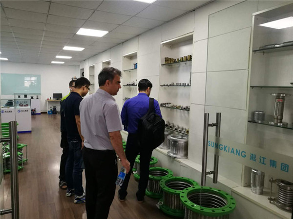 水冷空調(diào)機(jī)房配套DN100至DN700橡膠軟連接