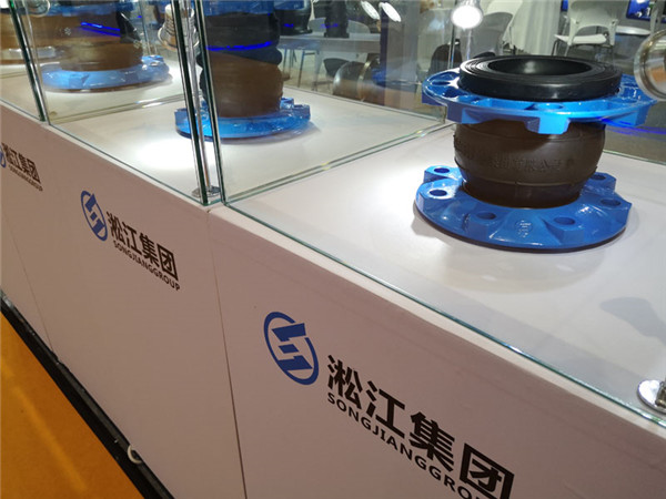 詢價“鋼廠連鑄用的橡膠軟連接”，也是發(fā)來了專用的圖紙